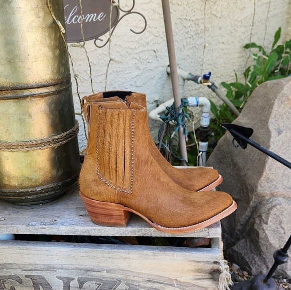 Lucchese Adele ( Hair on‎ Calf) Booties - Picture 1 of 9